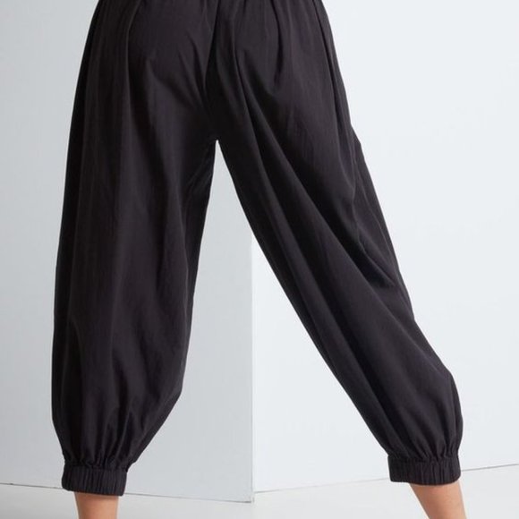 Black Crane Pants - Black Crane Akari Pant